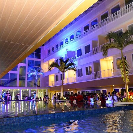 Sylvia Hotel Premier Kupang Купанґ Екстер'єр фото