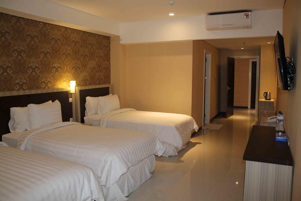 Sylvia Hotel Premier Kupang Купанґ Номер фото