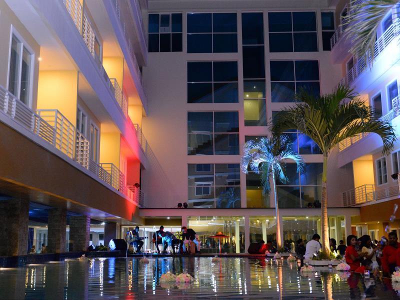 Sylvia Hotel Premier Kupang Купанґ Екстер'єр фото